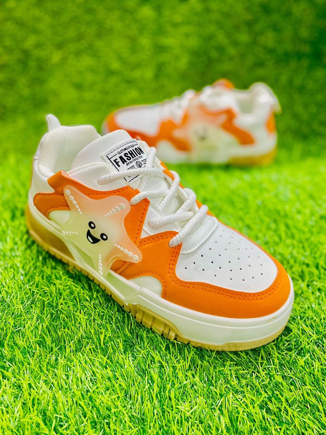 Stylish Women's Casual Fabric Sneakers - Perfect for Everyday Wear!